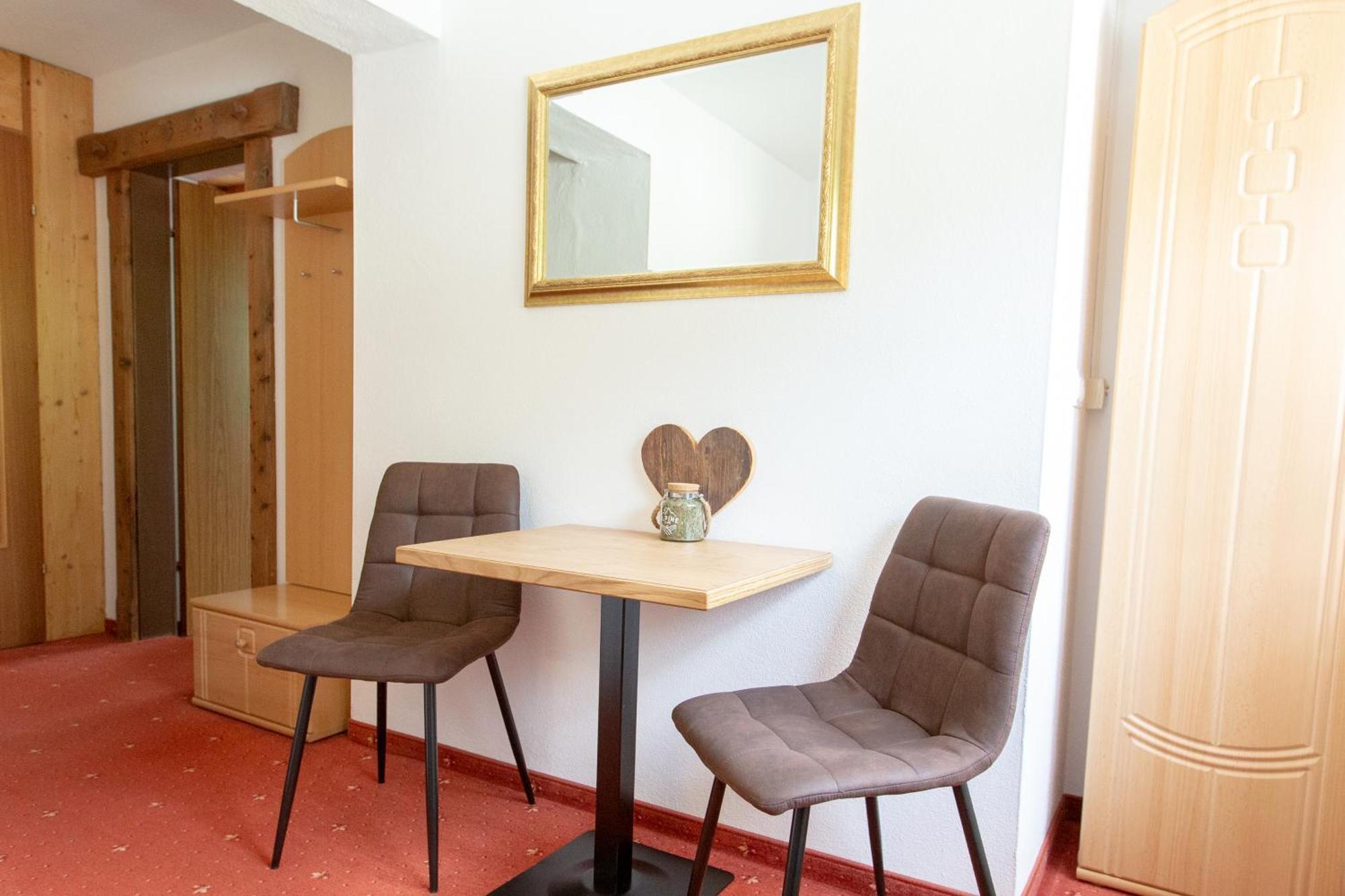 Haus Steinbock Bed & Breakfast Neustift im Stubaital Bagian luar foto